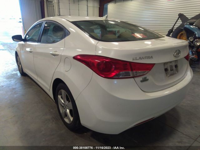 Photo 2 VIN: 5NPDH4AE3DH383937 - HYUNDAI ELANTRA 