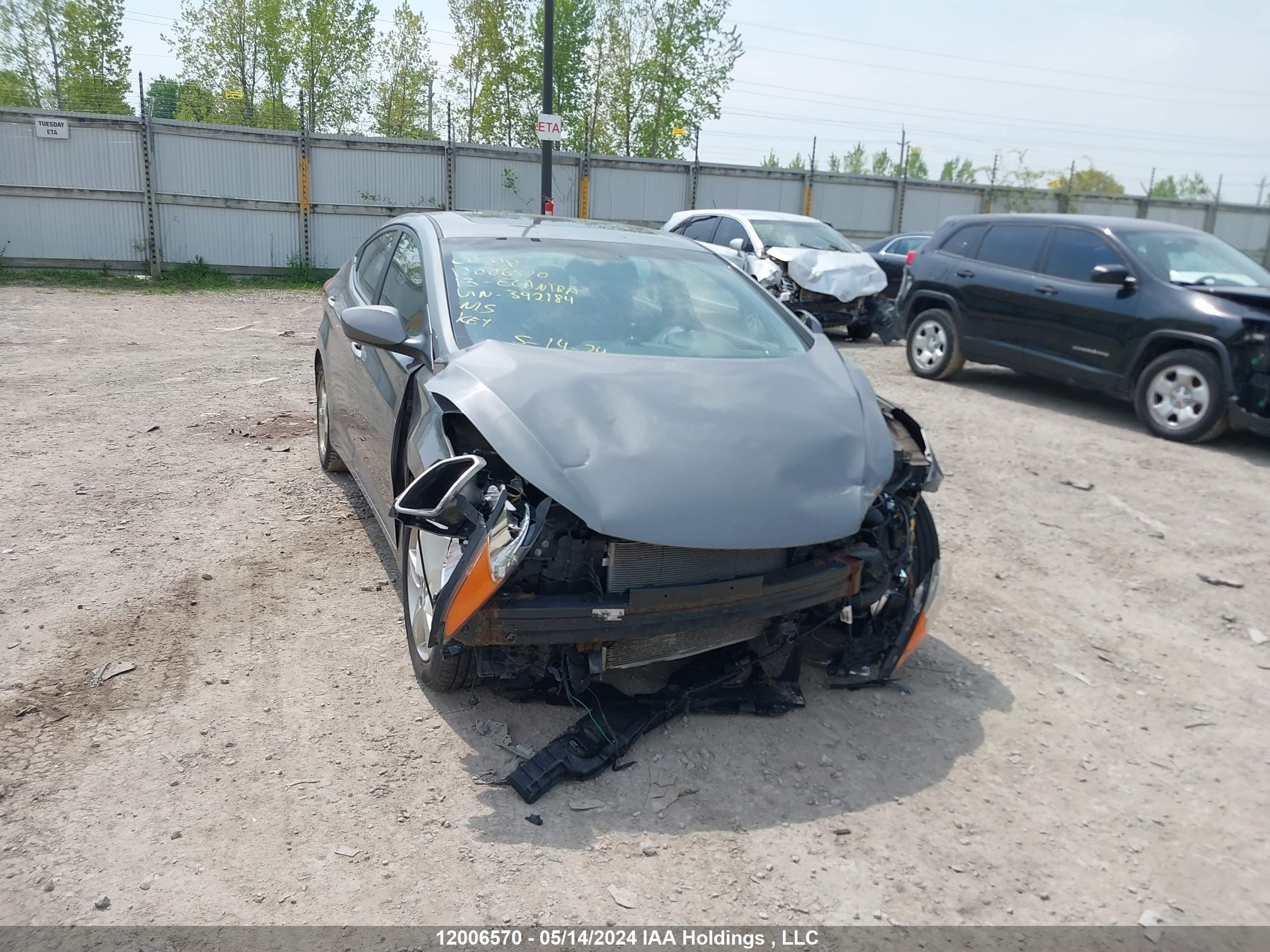 Photo 11 VIN: 5NPDH4AE3DH392184 - HYUNDAI ELANTRA 