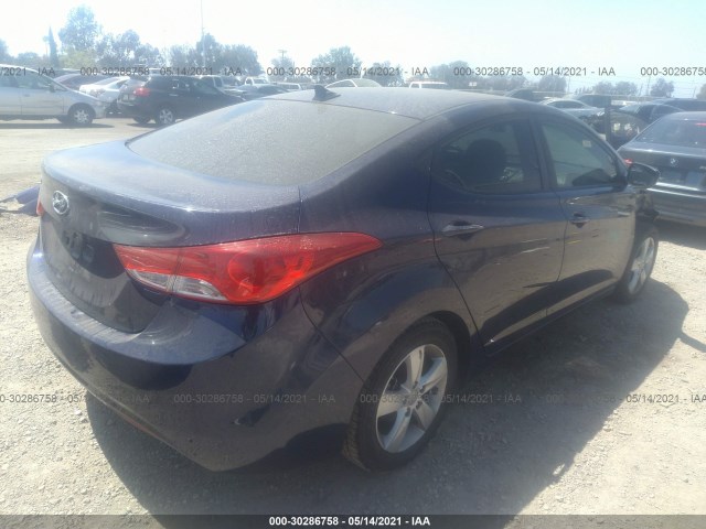 Photo 3 VIN: 5NPDH4AE3DH406052 - HYUNDAI ELANTRA 