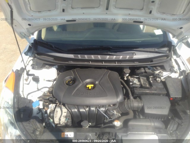 Photo 9 VIN: 5NPDH4AE3DH407475 - HYUNDAI ELANTRA 