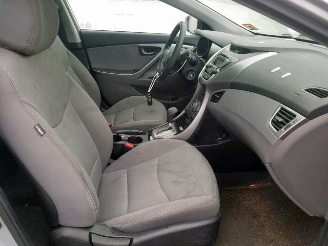 Photo 4 VIN: 5NPDH4AE3DH411655 - HYUNDAI ELANTRA GL 