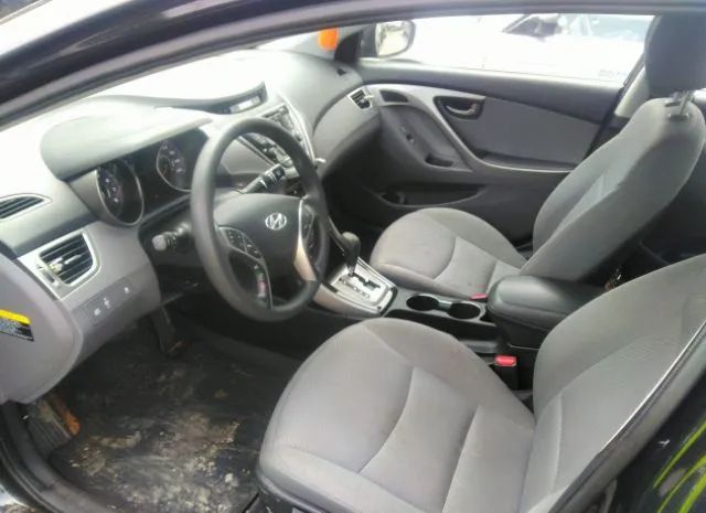 Photo 4 VIN: 5NPDH4AE3DH413132 - HYUNDAI ELANTRA 