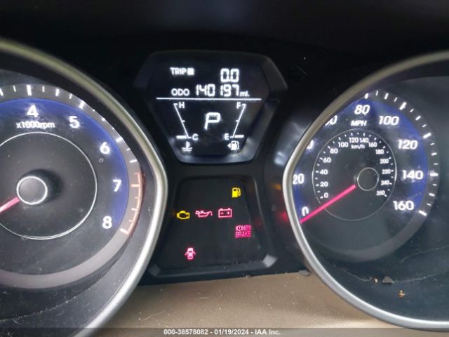 Photo 6 VIN: 5NPDH4AE3DH422865 - HYUNDAI ELANTRA 