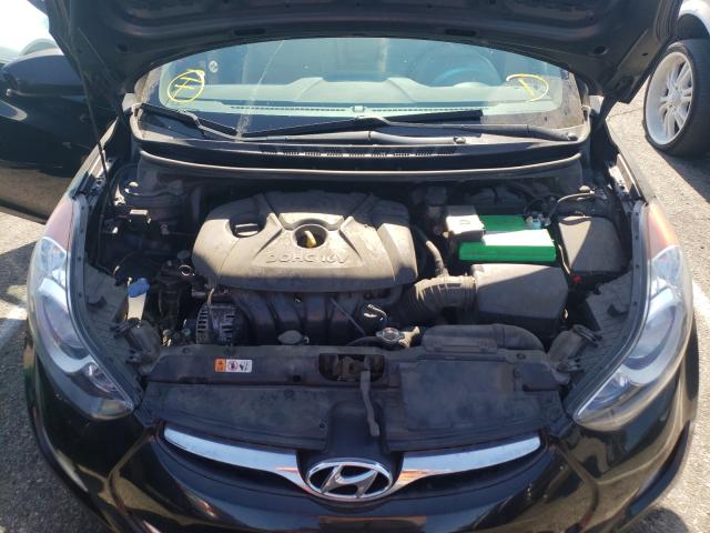 Photo 6 VIN: 5NPDH4AE3DH436541 - HYUNDAI ELANTRA GL 