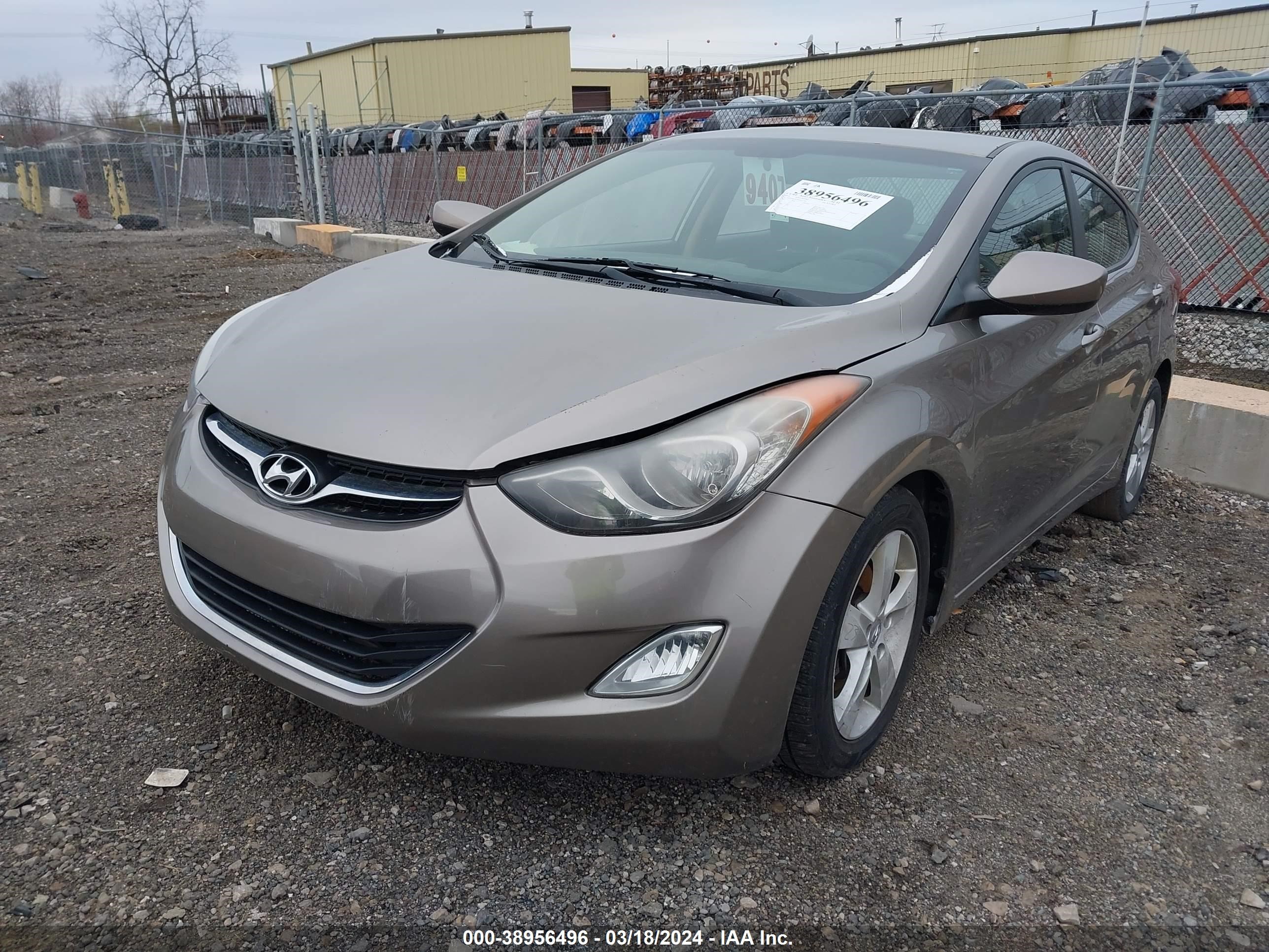 Photo 1 VIN: 5NPDH4AE3DH451184 - HYUNDAI ELANTRA 