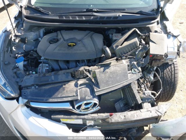 Photo 9 VIN: 5NPDH4AE3EH475681 - HYUNDAI ELANTRA 