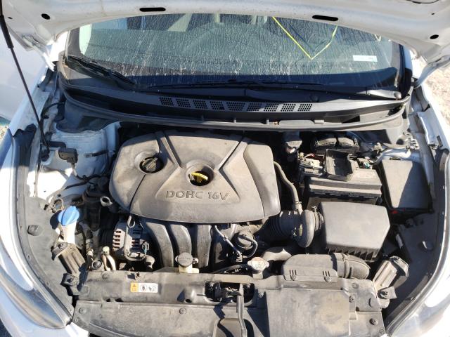 Photo 6 VIN: 5NPDH4AE3EH479732 - HYUNDAI ELANTRA SE 