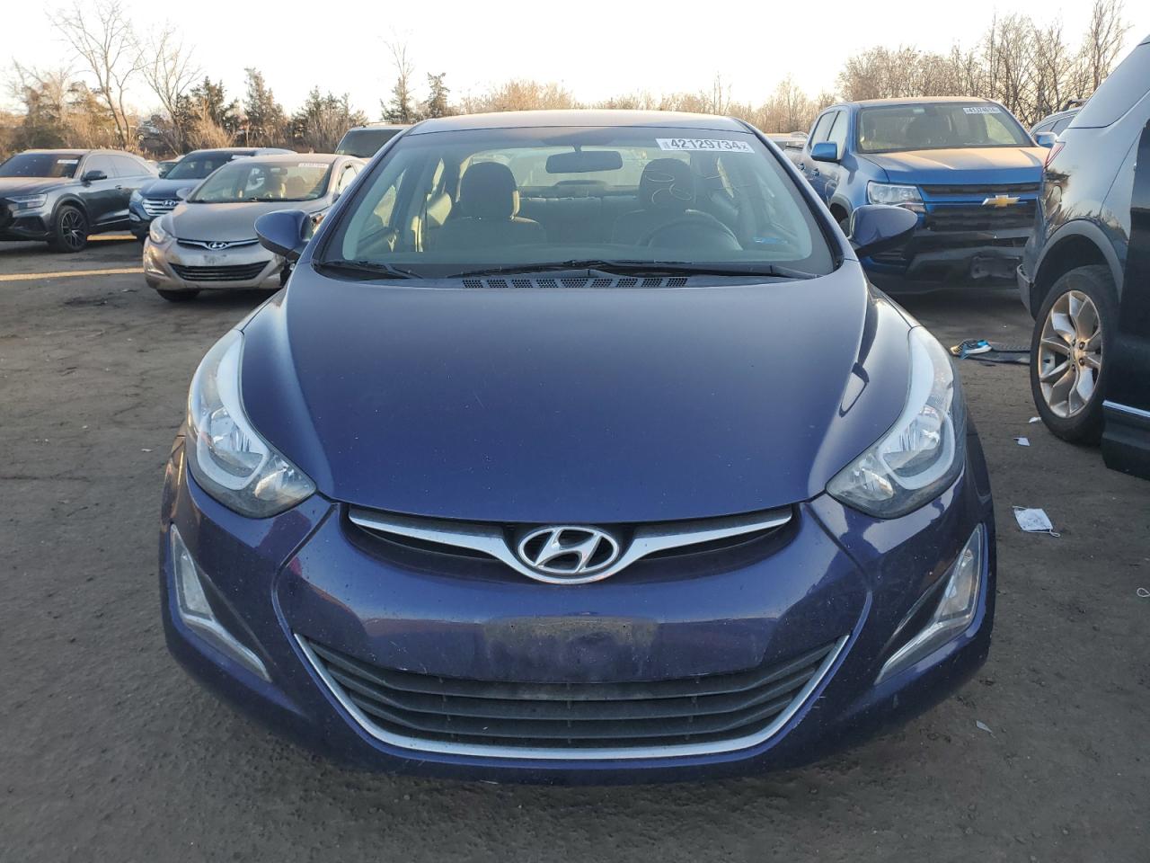 Photo 4 VIN: 5NPDH4AE3EH511899 - HYUNDAI ELANTRA 