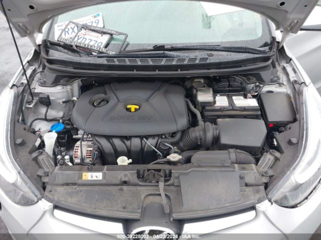 Photo 9 VIN: 5NPDH4AE3EH524152 - HYUNDAI ELANTRA 