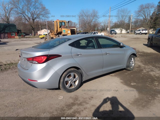 Photo 3 VIN: 5NPDH4AE3EH526399 - HYUNDAI ELANTRA 