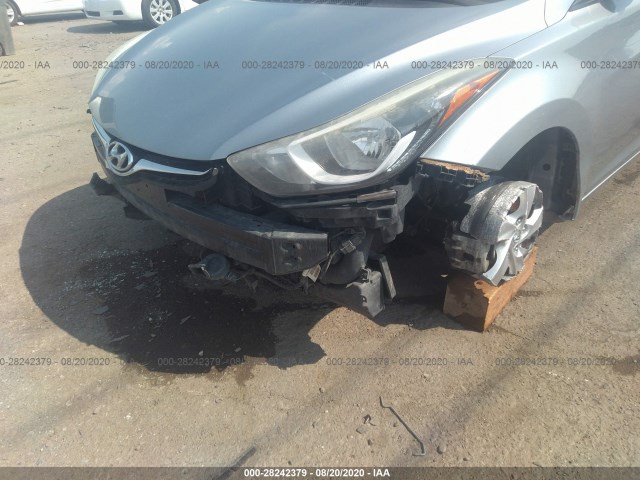 Photo 5 VIN: 5NPDH4AE3FH551983 - HYUNDAI ELANTRA 