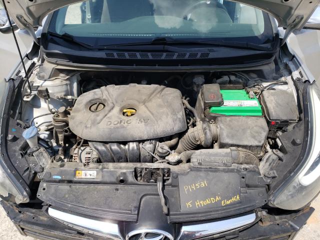 Photo 6 VIN: 5NPDH4AE3FH559291 - HYUNDAI ELANTRA SE 