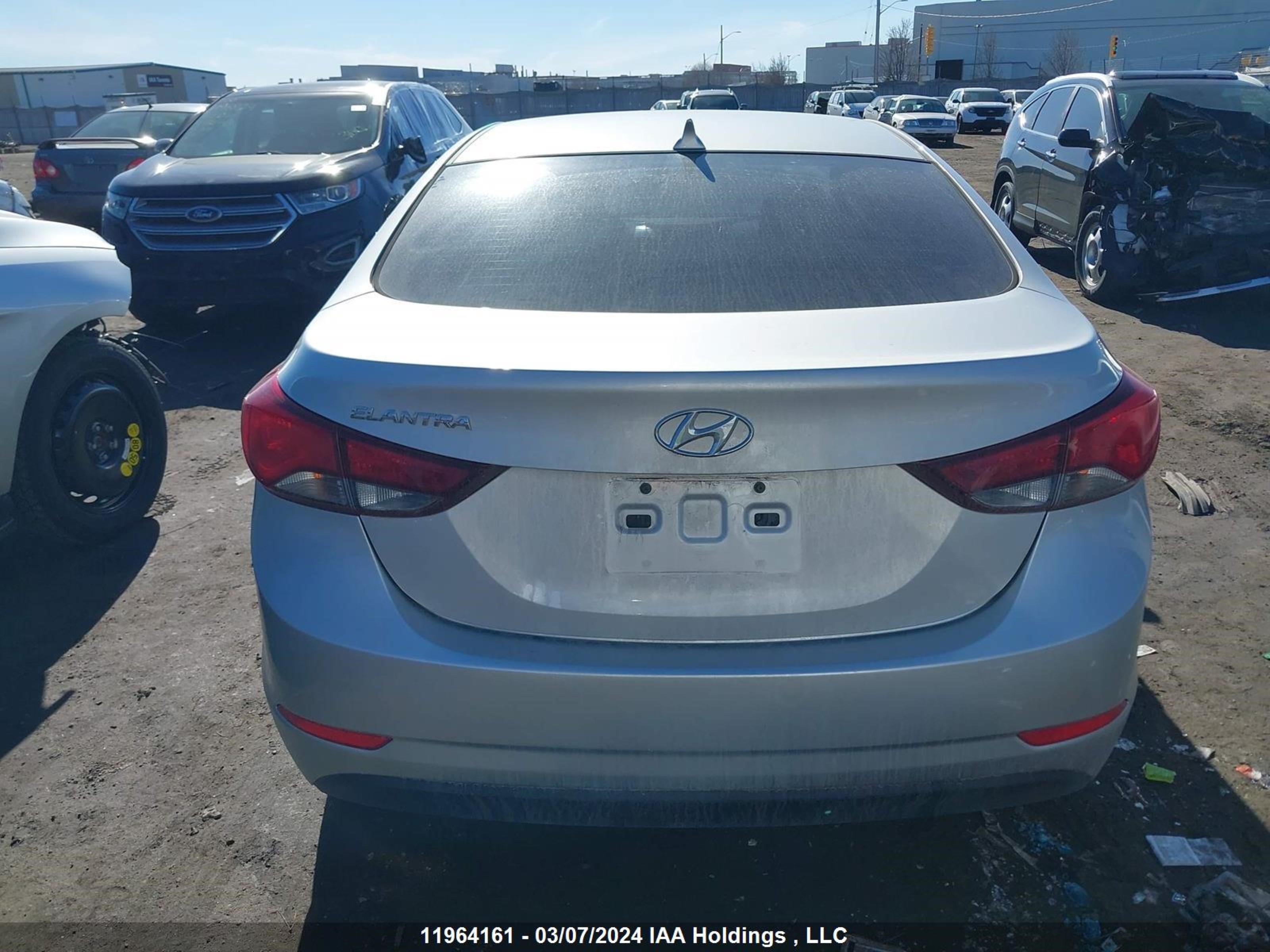 Photo 16 VIN: 5NPDH4AE3FH562062 - HYUNDAI ELANTRA 