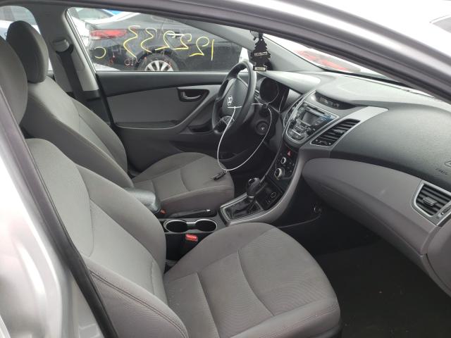 Photo 4 VIN: 5NPDH4AE3FH566127 - HYUNDAI ELANTRA SE 