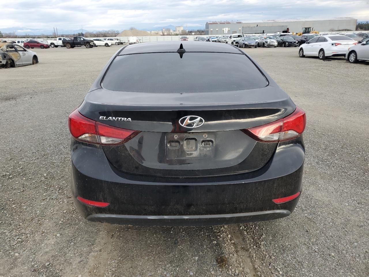 Photo 5 VIN: 5NPDH4AE3FH576057 - HYUNDAI ELANTRA 