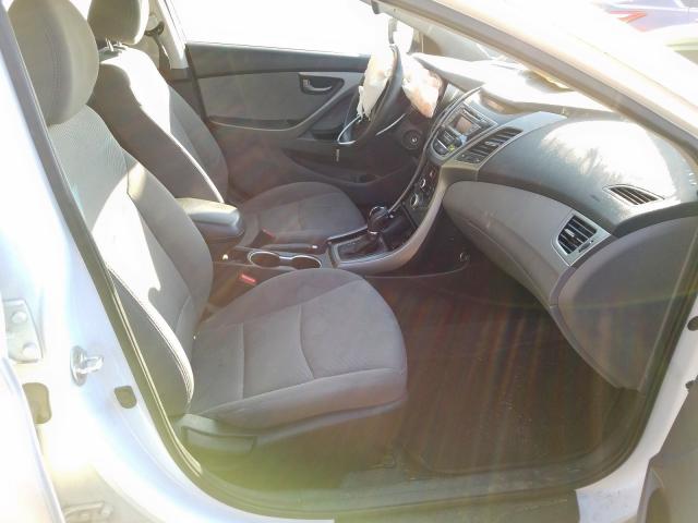 Photo 4 VIN: 5NPDH4AE3FH579525 - HYUNDAI ELANTRA SE 