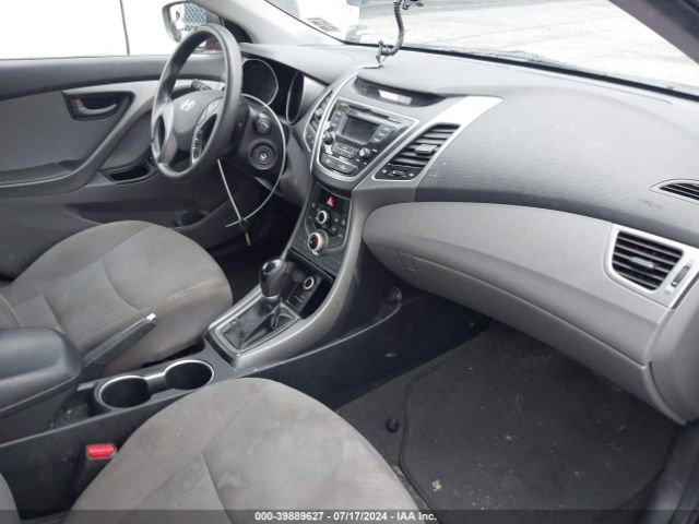 Photo 4 VIN: 5NPDH4AE3FH580660 - HYUNDAI ELANTRA 