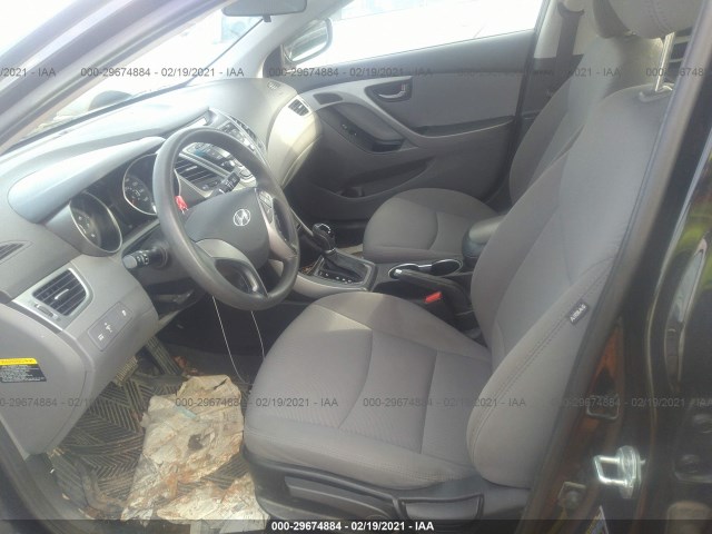 Photo 4 VIN: 5NPDH4AE3FH585762 - HYUNDAI ELANTRA 