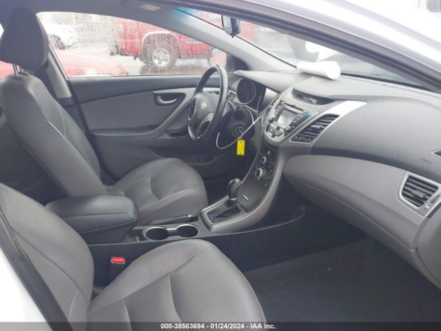 Photo 4 VIN: 5NPDH4AE3FH590282 - HYUNDAI ELANTRA 