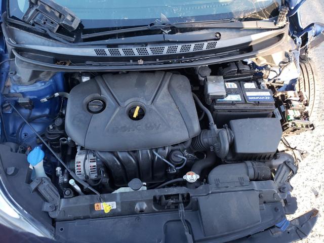 Photo 6 VIN: 5NPDH4AE3FH590461 - HYUNDAI ELANTRA SE 