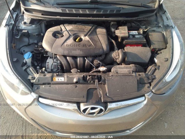 Photo 9 VIN: 5NPDH4AE3FH593490 - HYUNDAI ELANTRA 