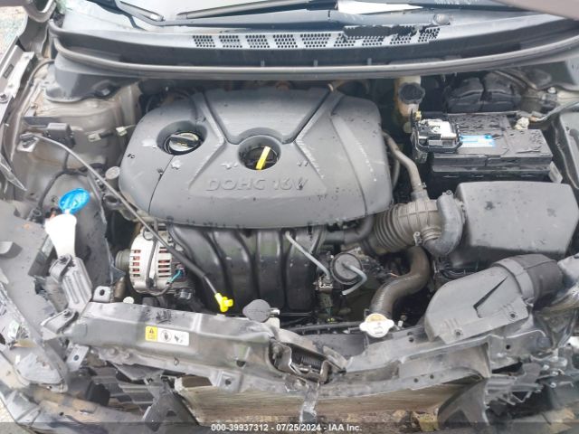 Photo 9 VIN: 5NPDH4AE3FH595613 - HYUNDAI ELANTRA 