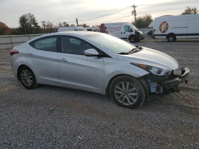 Photo 3 VIN: 5NPDH4AE3FH626181 - HYUNDAI ELANTRA SE 