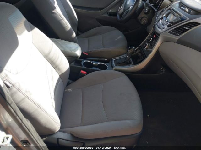 Photo 4 VIN: 5NPDH4AE3FH626830 - HYUNDAI ELANTRA 