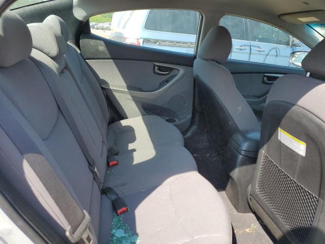 Photo 9 VIN: 5NPDH4AE3FH629243 - HYUNDAI ELANTRA 