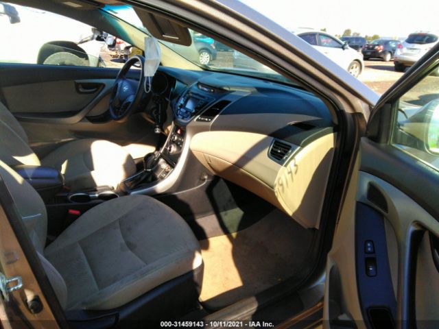 Photo 4 VIN: 5NPDH4AE3FH630277 - HYUNDAI ELANTRA 