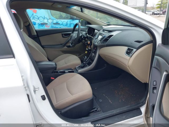 Photo 4 VIN: 5NPDH4AE3FH630893 - HYUNDAI ELANTRA 