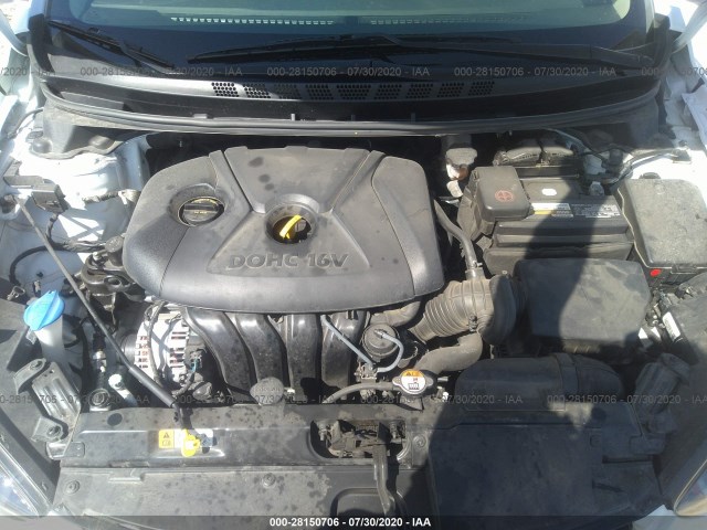 Photo 9 VIN: 5NPDH4AE3FH634247 - HYUNDAI ELANTRA 