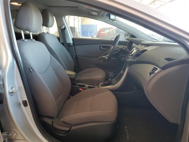 Photo 4 VIN: 5NPDH4AE3FH634281 - HYUNDAI ELANTRA SE 