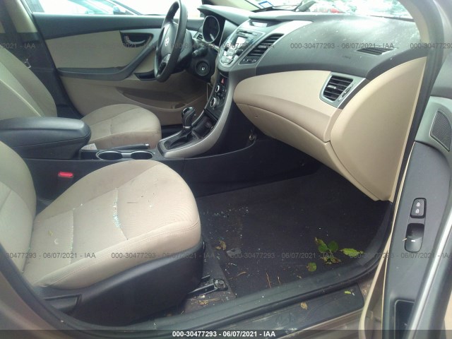 Photo 4 VIN: 5NPDH4AE3FH637441 - HYUNDAI ELANTRA 