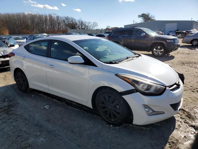 Photo 3 VIN: 5NPDH4AE3FH637827 - HYUNDAI ELANTRA SE 