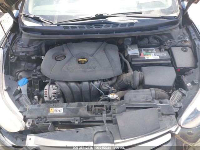 Photo 9 VIN: 5NPDH4AE3FH638220 - HYUNDAI ELANTRA 