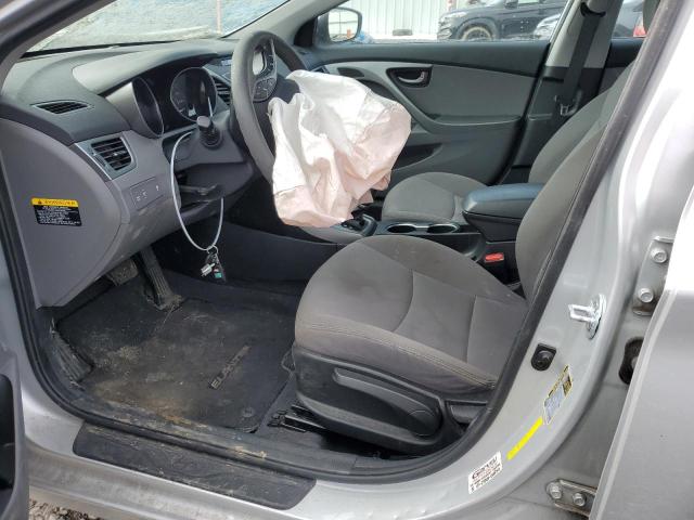 Photo 6 VIN: 5NPDH4AE3FH638511 - HYUNDAI ELANTRA SE 