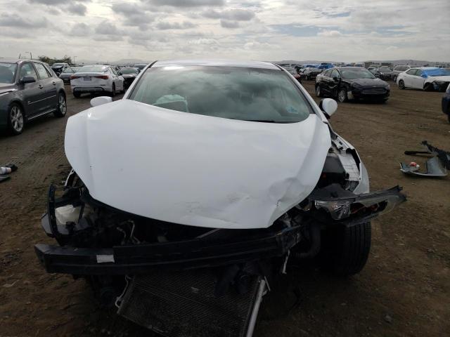 Photo 4 VIN: 5NPDH4AE3FH638816 - HYUNDAI ELANTRA SE 