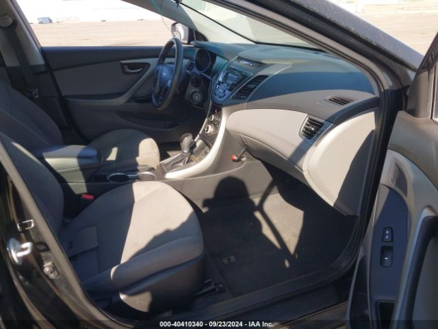 Photo 4 VIN: 5NPDH4AE3FH647645 - HYUNDAI ELANTRA 