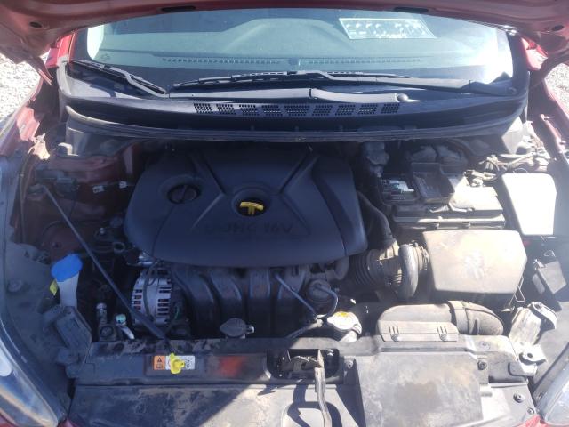 Photo 6 VIN: 5NPDH4AE3FH649816 - HYUNDAI ELANTRA SE 