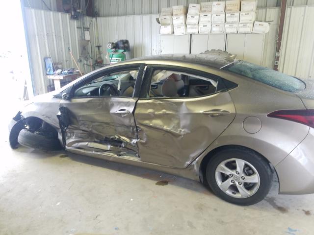 Photo 8 VIN: 5NPDH4AE3FH650643 - HYUNDAI ELANTRA SE 