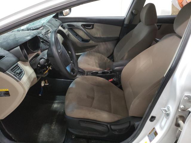 Photo 6 VIN: 5NPDH4AE3GH664012 - HYUNDAI ELANTRA SE 