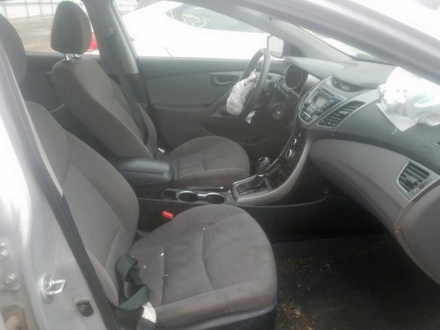 Photo 4 VIN: 5NPDH4AE3GH673468 - HYUNDAI ELANTRA SE 