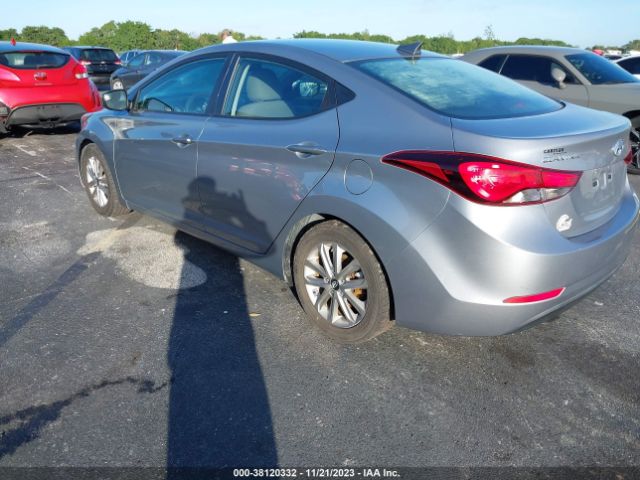 Photo 2 VIN: 5NPDH4AE3GH686091 - HYUNDAI ELANTRA 