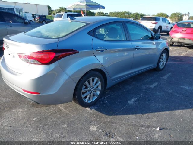 Photo 3 VIN: 5NPDH4AE3GH686091 - HYUNDAI ELANTRA 