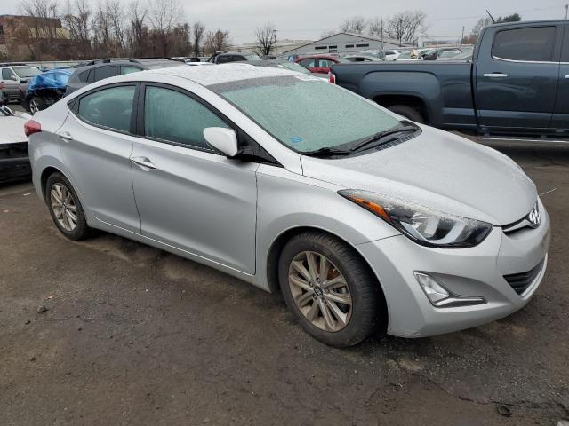 Photo 3 VIN: 5NPDH4AE3GH688519 - HYUNDAI ELANTRA 