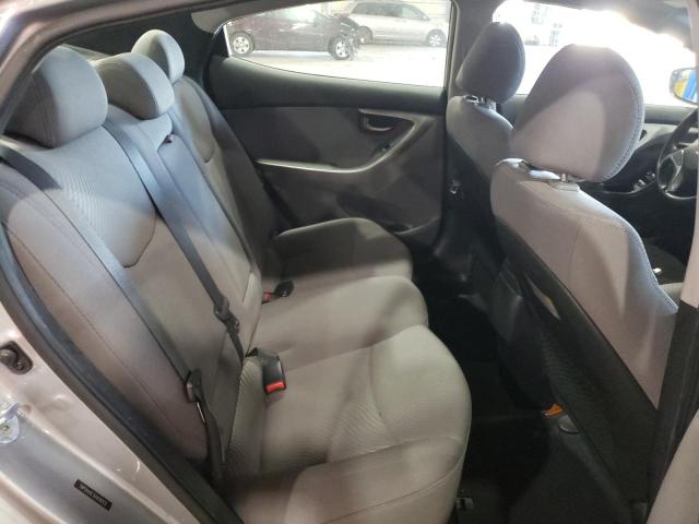 Photo 9 VIN: 5NPDH4AE3GH696829 - HYUNDAI ELANTRA 