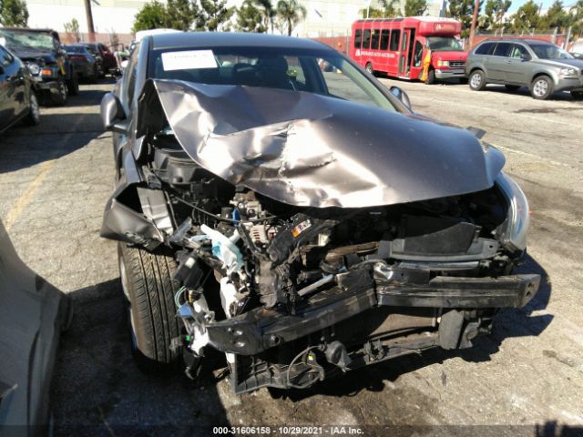 Photo 5 VIN: 5NPDH4AE3GH702645 - HYUNDAI ELANTRA 