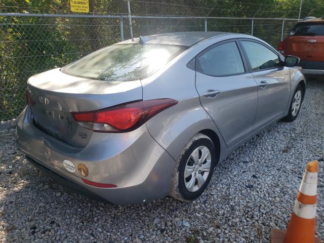 Photo 3 VIN: 5NPDH4AE3GH704668 - HYUNDAI ELANTRA SE 