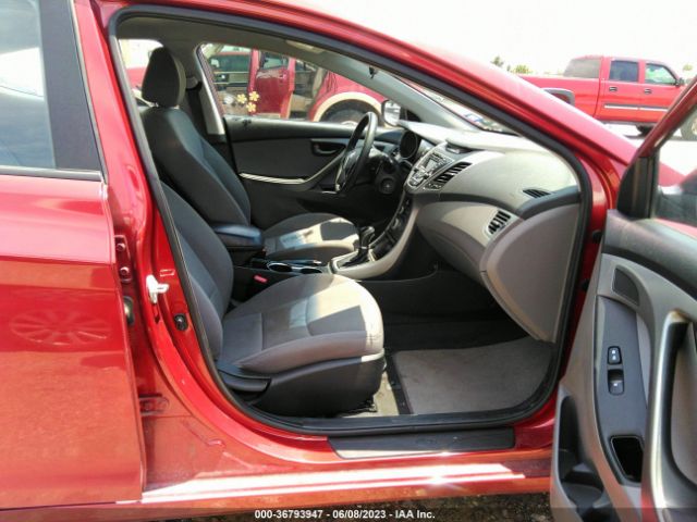 Photo 4 VIN: 5NPDH4AE3GH704914 - HYUNDAI ELANTRA 